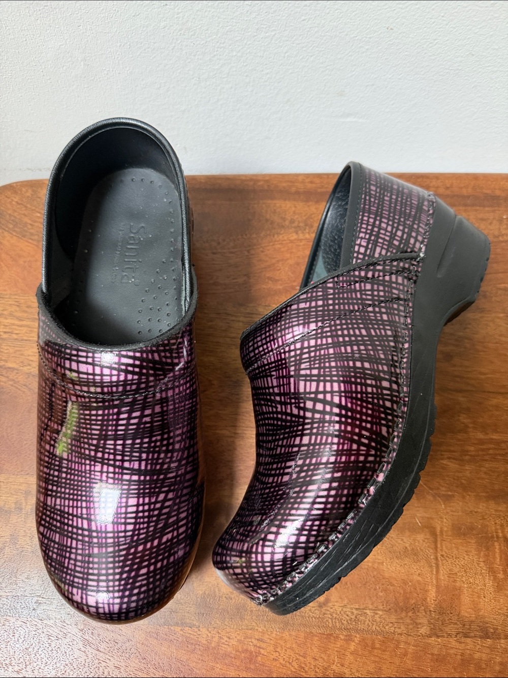 Sanita Askala Patent Leather Clogs EU39